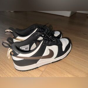 Nike Dunk Low SE Off Noir Summit Metallic Shoes